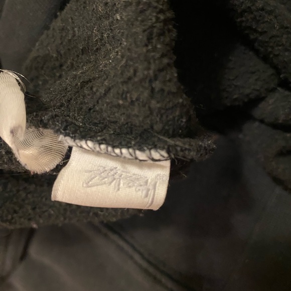 Stussy Classic Black Hoodie for Men - Picture 2 of 4